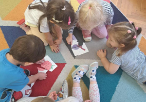 Puzzle ze śliwką i truskawka