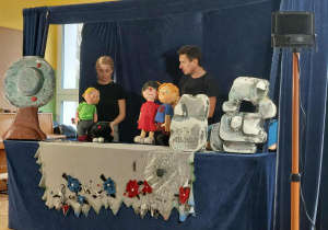 Przedstawienie Samolubny olbrzym