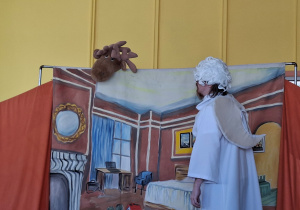 Zdjęcie przedstawia aktorów Teatru Eden