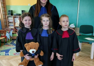 Mama Stefanii i dzieci z grupy IV